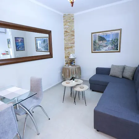 Royal House * Elbasan
